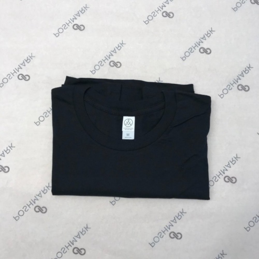 Poshmark Branded Tissue Paper NWOT - Picture 4 of 9